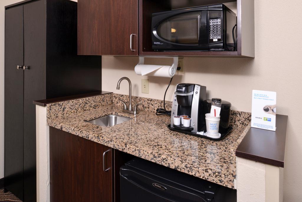 Holiday Inn Express & Suites Washington - Meadow Lands By Ihg Extérieur photo