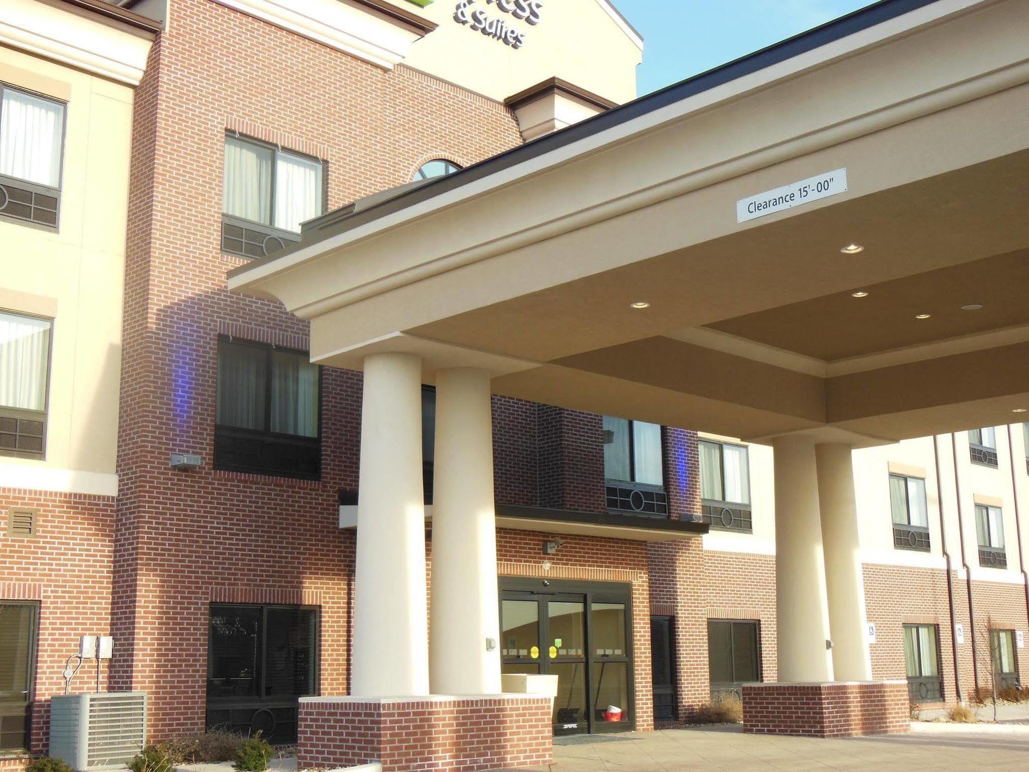 Holiday Inn Express & Suites Washington - Meadow Lands By Ihg Extérieur photo